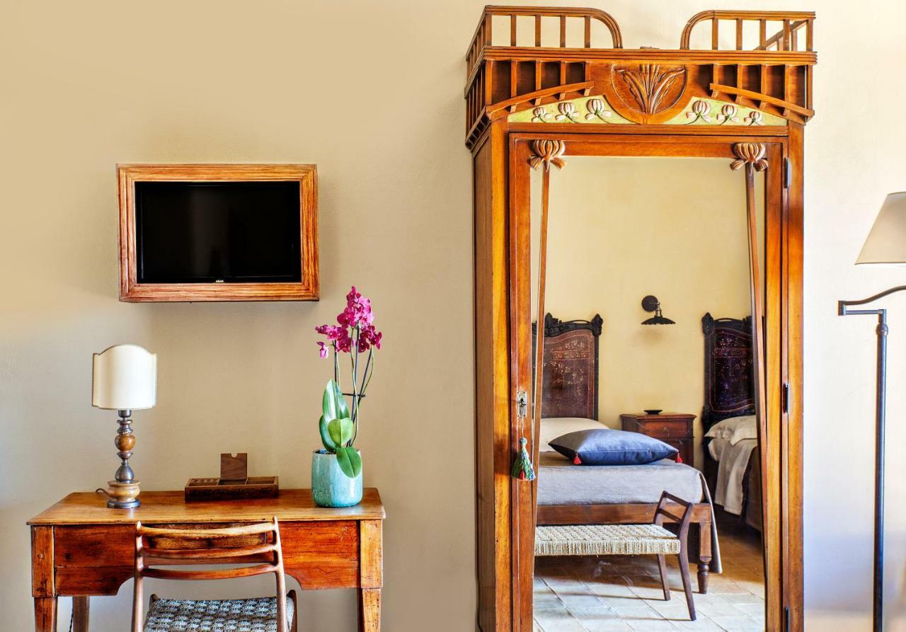 カステッルッツォ Baglio Giammaccaro Bed & Breakfast エクステリア 写真
